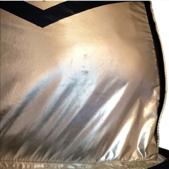 Auth Tory Burch Sport Chevron Packable Backpack - Picture 4 of 8